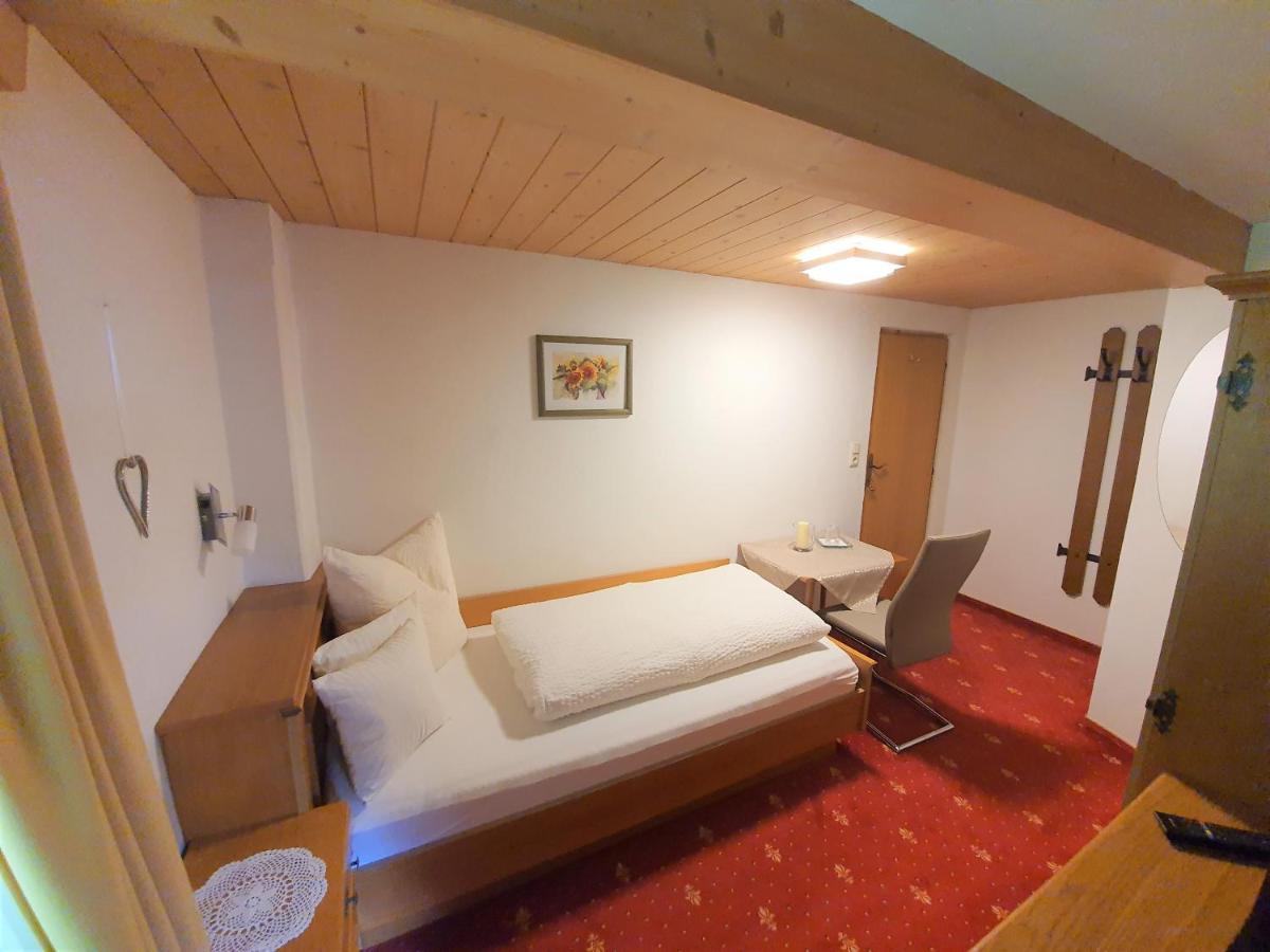 Haus Alpengruss Appartement Finkenberg Buitenkant foto